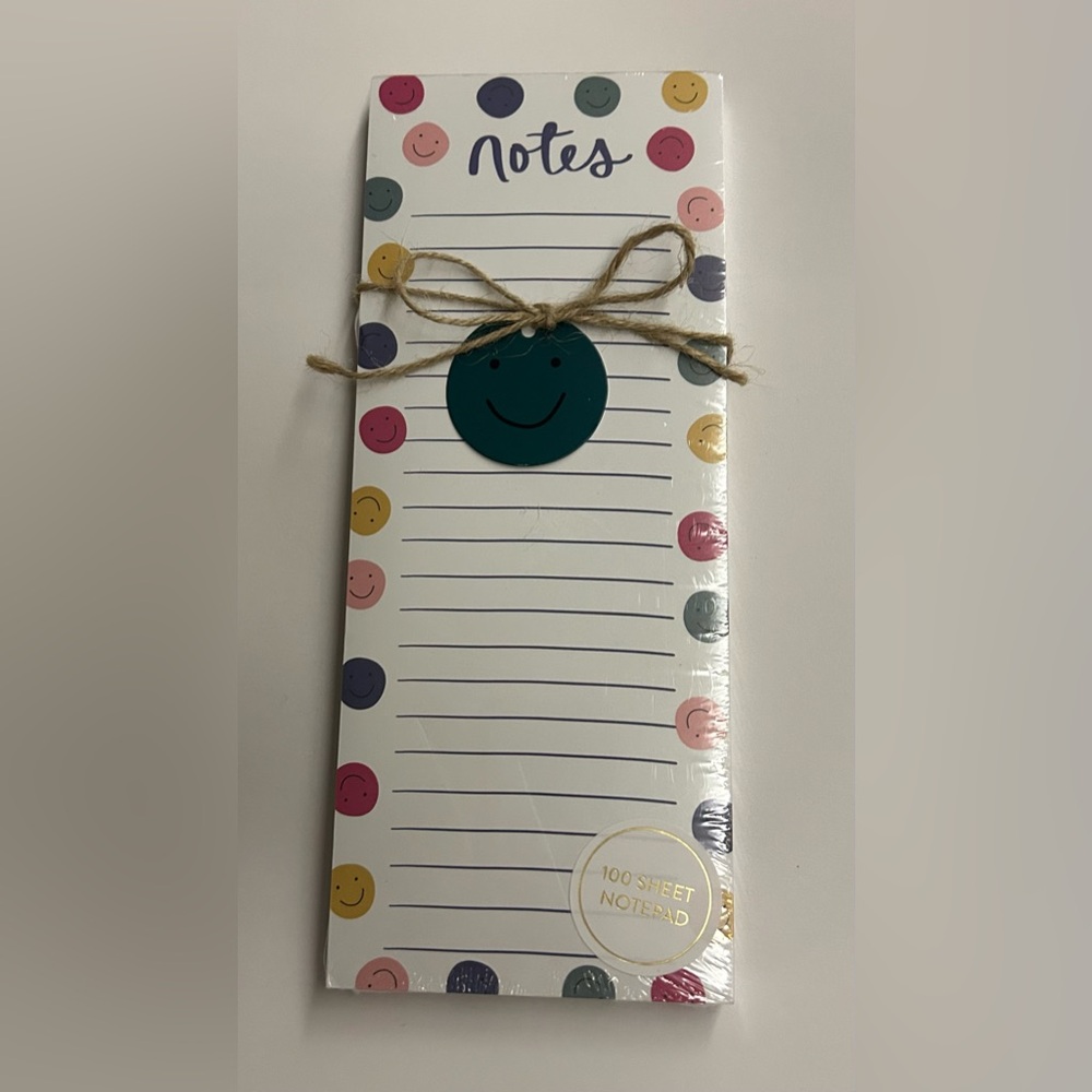 New Colorful Smiley Face Tall Notepad 100 Pages Magnet Eccolo 22 Purple Lines